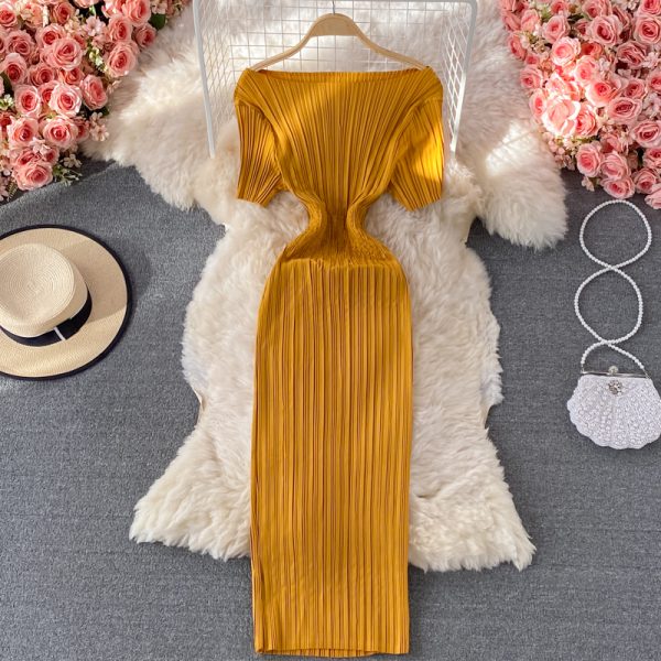 Summerfrench Retro off-Shoulder Shoulder-Baring Pleated Dress Elegant Graceful Waist-Tight Slimming Long Dress - Image 2