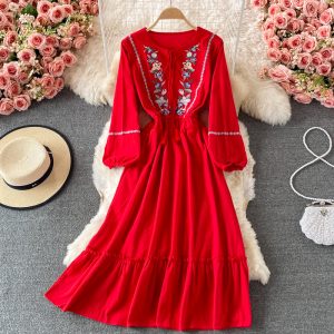 National Style Vintage Embroidery Dress Summer Embroidery New Waist-Tight Slimming Vacation Large Swing Dress